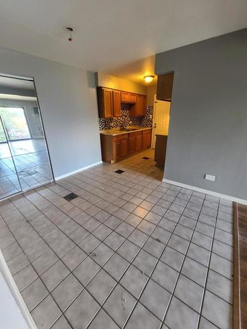 13707 S Stewart Avenue 3E, Riverdale, IL 60827