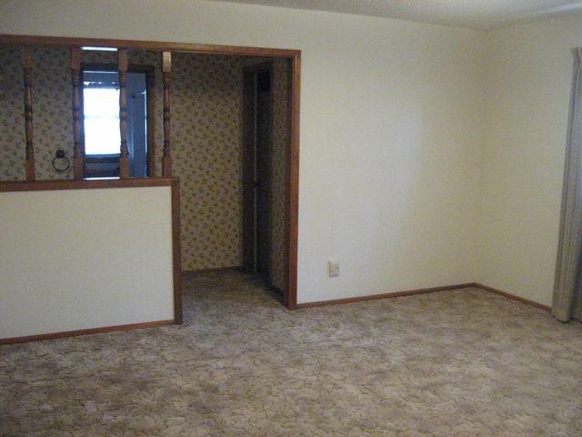 311 Douglas Street, Levelland, TX 79336