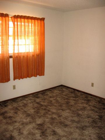 311 Douglas Street, Levelland, TX 79336