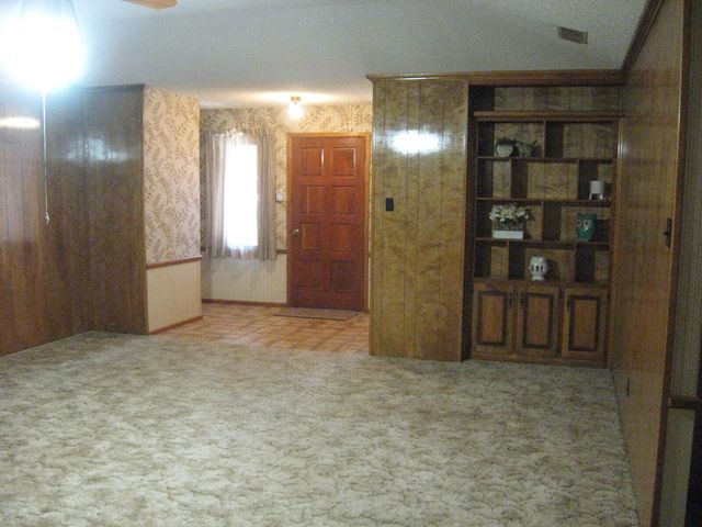 311 Douglas Street, Levelland, TX 79336