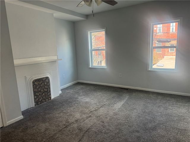 4416 Woolslayer Way, Bloomfield, PA 15224