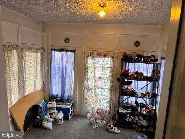 184 MIDWAY AVE, Lansdowne, PA 19050