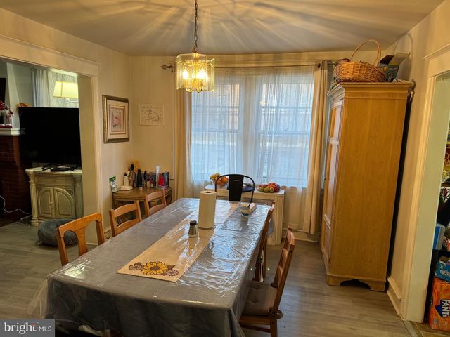 184 MIDWAY AVE, Lansdowne, PA 19050