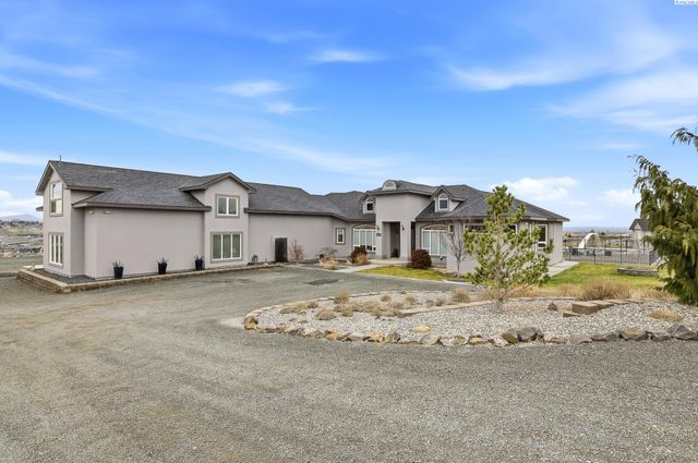 108133 E 217 Pr Se, Kennewick, WA 99338