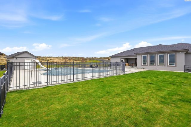 108133 E 217 Pr Se, Kennewick, WA 99338