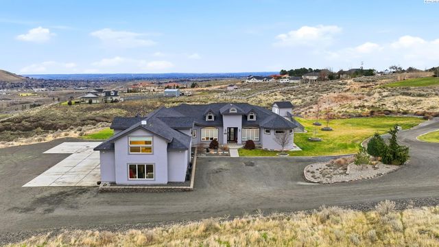 108133 E 217 Pr Se, Kennewick, WA 99338