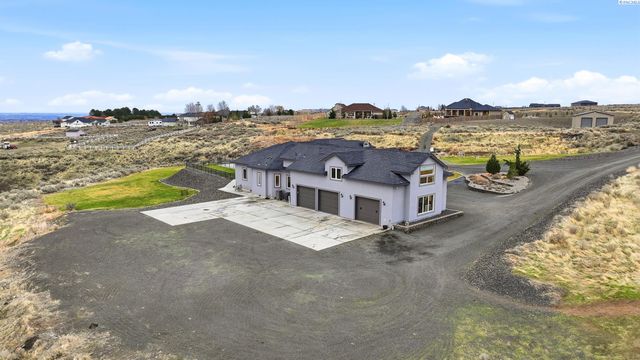 108133 E 217 Pr Se, Kennewick, WA 99338