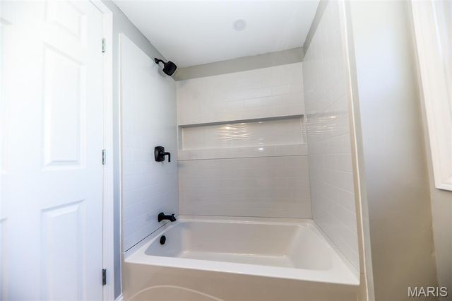 717 N Morrison Avenue, Collinsville, IL 62234