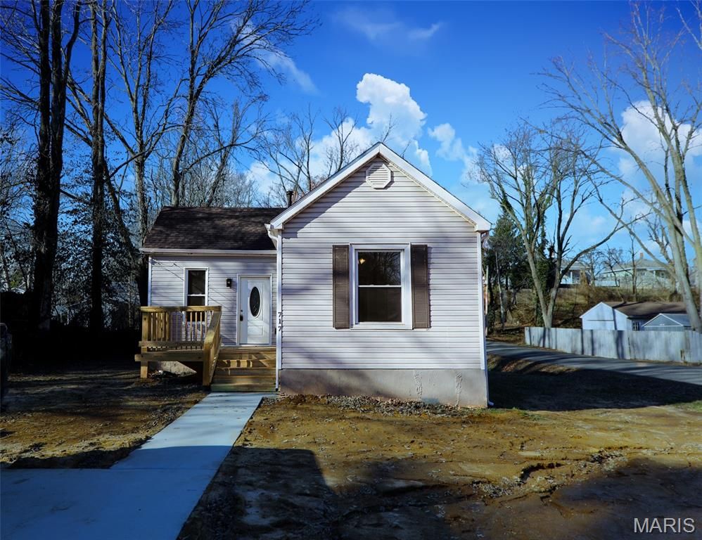 717 N Morrison Avenue, Collinsville, IL 62234