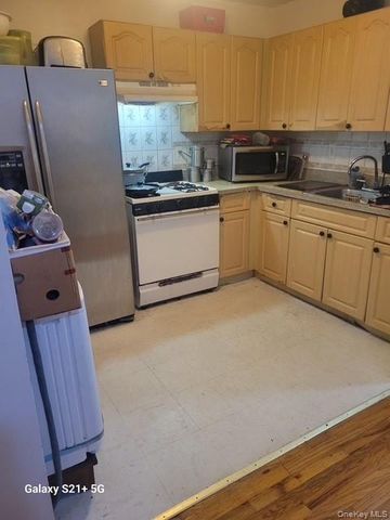 14421 230th Place, Rosedale, NY 11413