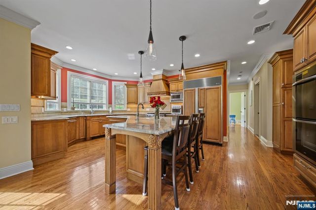 43 Beverly Road, Hillsdale, NJ 07642