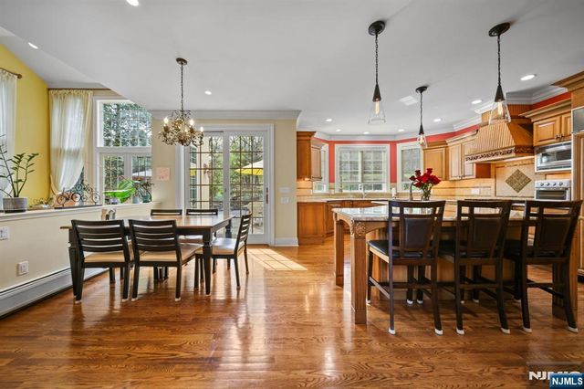 43 Beverly Road, Hillsdale, NJ 07642