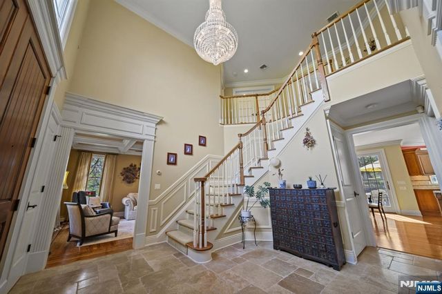 43 Beverly Road, Hillsdale, NJ 07642