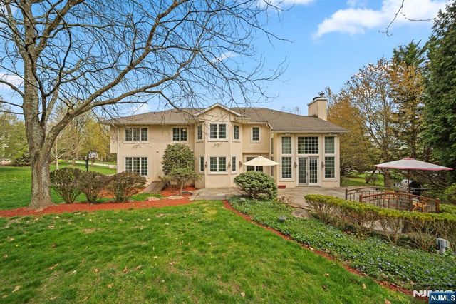 43 Beverly Road, Hillsdale, NJ 07642