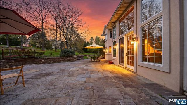 43 Beverly Road, Hillsdale, NJ 07642