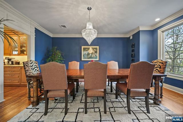 43 Beverly Road, Hillsdale, NJ 07642