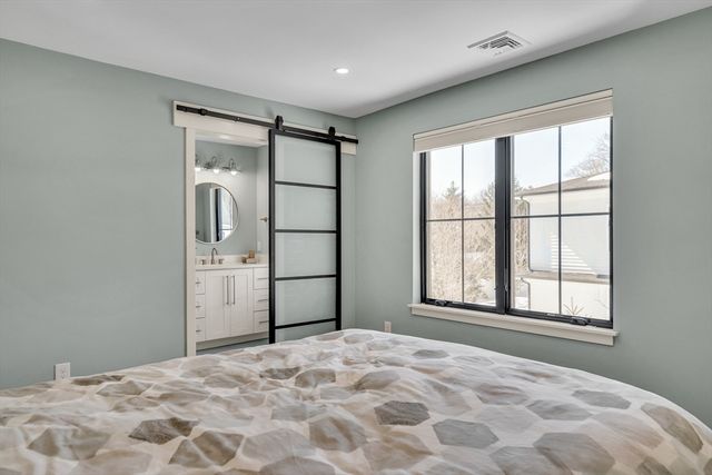 32 Lantern Lane, Wellesley, MA 02481