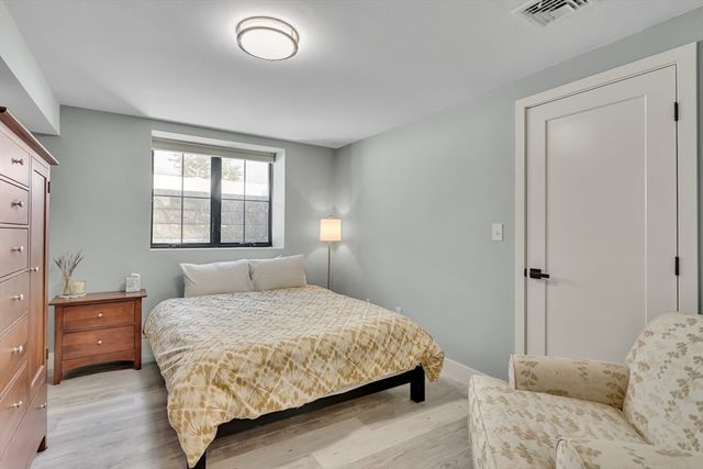 32 Lantern Lane, Wellesley, MA 02481