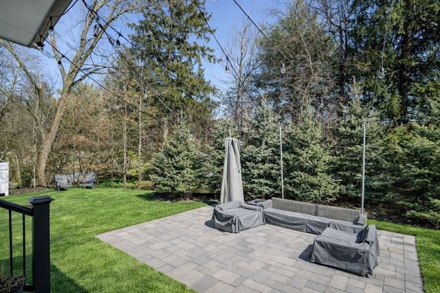 32 Lantern Lane, Wellesley, MA 02481