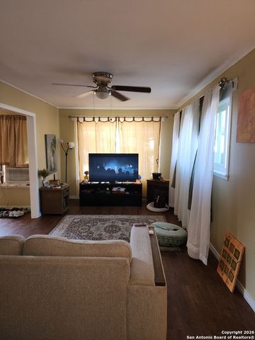 1824 Athel, San Antonio, TX 78237