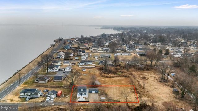 2 RIVER PL, Pennsville, NJ 08070