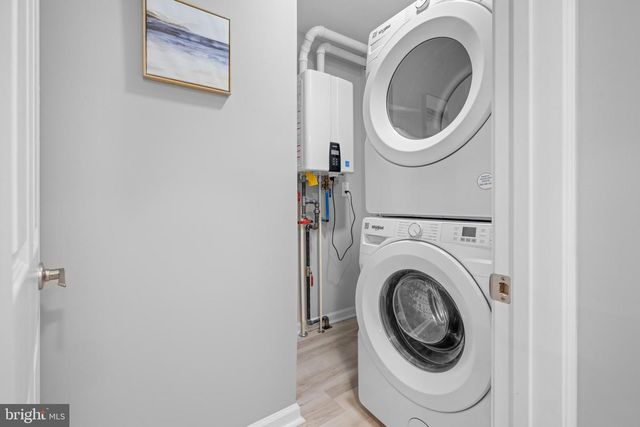 2 RIVER PL, Pennsville, NJ 08070