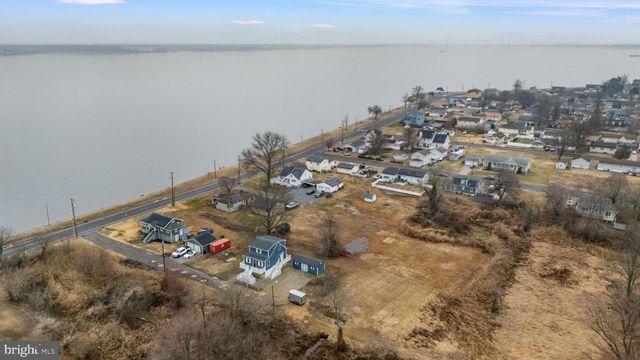 2 RIVER PL, Pennsville, NJ 08070