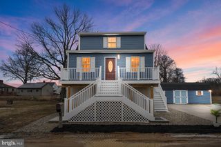 2 RIVER PL, Pennsville, NJ 08070