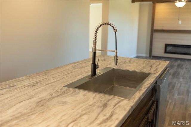 24 Private Lane 215, Rolla, MO 65401