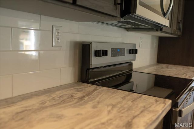 24 Private Lane 215, Rolla, MO 65401