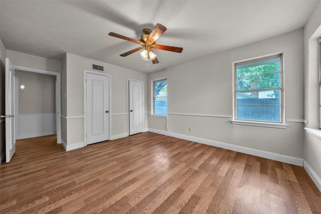 4437 Tamworth Road, Fort Worth, TX 76116