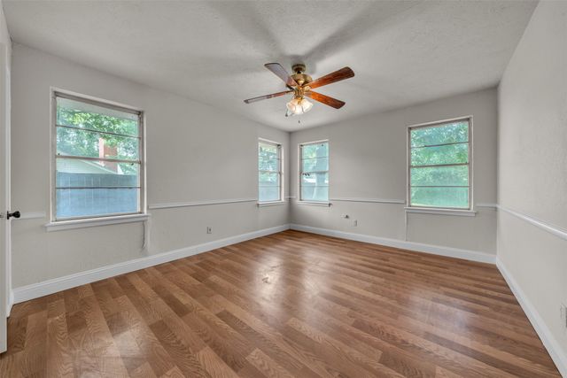 4437 Tamworth Road, Fort Worth, TX 76116