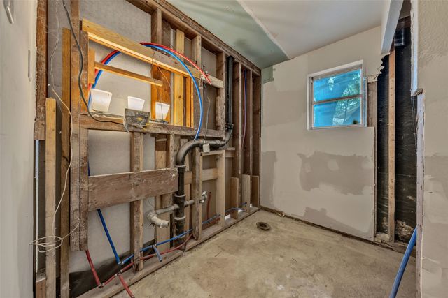 4437 Tamworth Road, Fort Worth, TX 76116