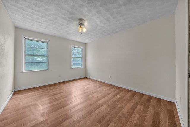 4437 Tamworth Road, Fort Worth, TX 76116