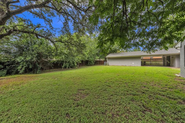 4437 Tamworth Road, Fort Worth, TX 76116