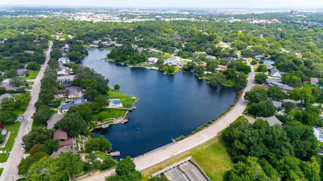 4437 Tamworth Road, Fort Worth, TX 76116