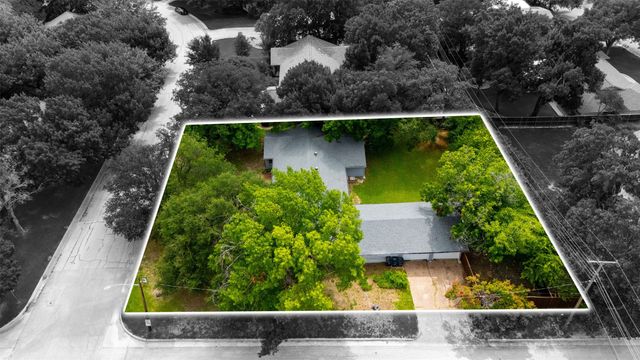 4437 Tamworth Road, Fort Worth, TX 76116