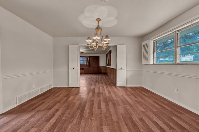 4437 Tamworth Road, Fort Worth, TX 76116