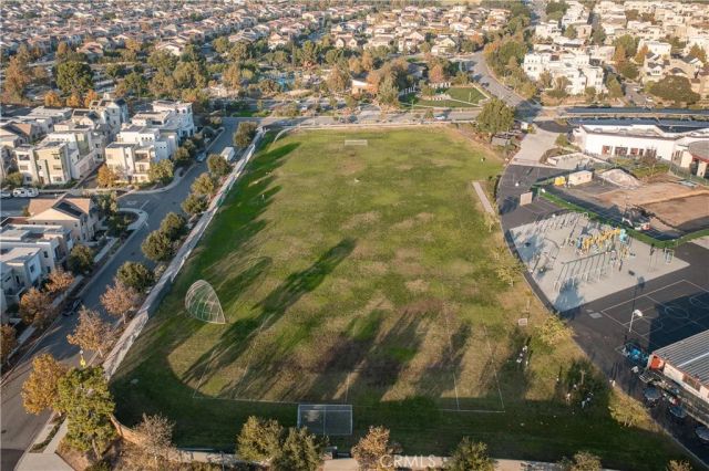 177 Frame, Irvine, CA 92618