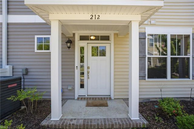 212 Fishers CT, Hampton, VA 23666