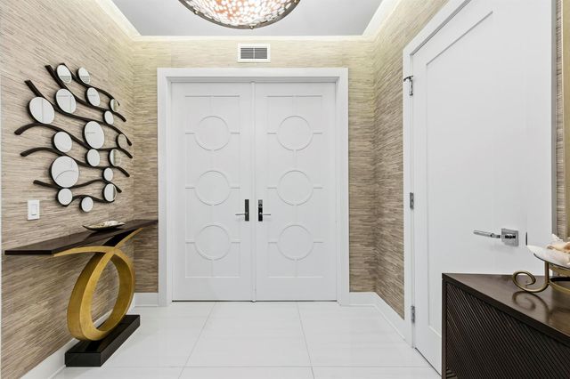 5000 N Ocean Drive 1001, Singer Island, FL 33404