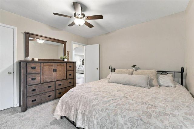 216 ELMWOOD Drive, Council Bluffs, IA 51503