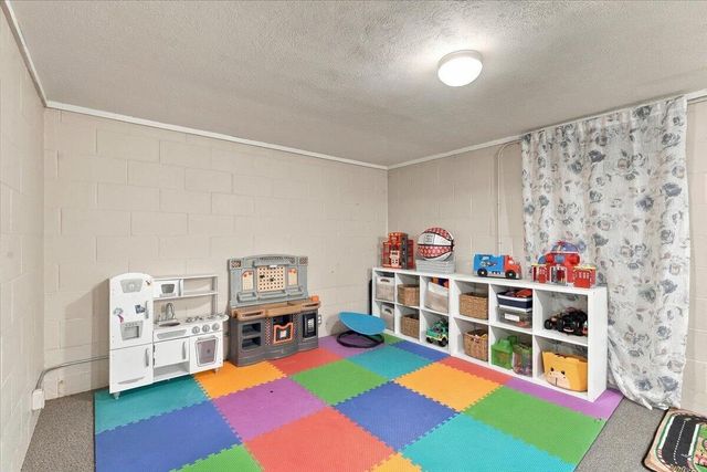 216 ELMWOOD Drive, Council Bluffs, IA 51503