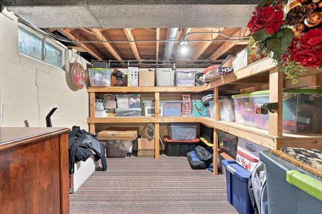 216 ELMWOOD Drive, Council Bluffs, IA 51503