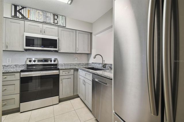 5557 SEA FOREST DRIVE 214, New Port Richey, FL 34652