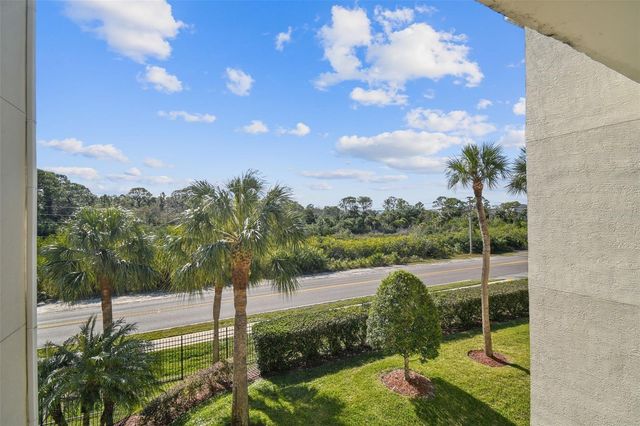 5557 SEA FOREST DRIVE 214, New Port Richey, FL 34652