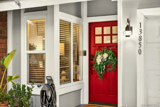 13850 Midgrove Ct, Poway, CA 92064