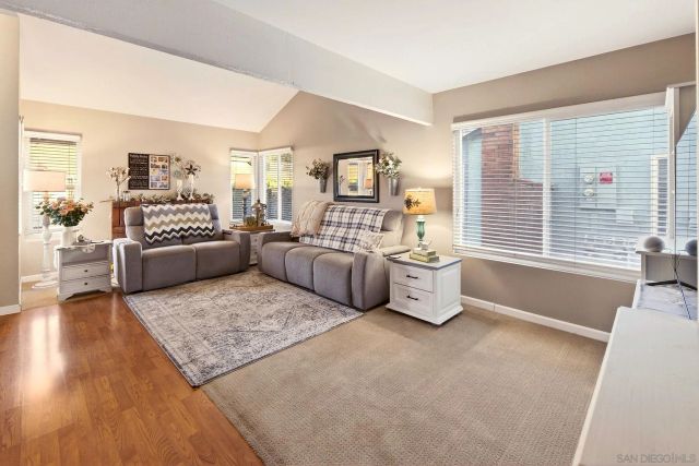 13850 Midgrove Ct, Poway, CA 92064