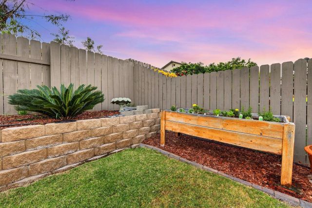 13850 Midgrove Ct, Poway, CA 92064