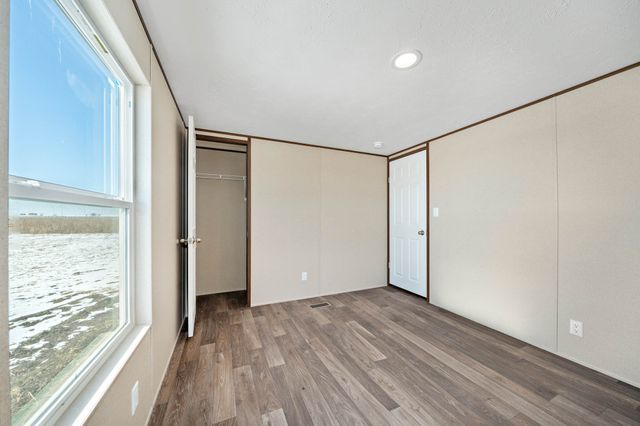 703 Sun Land Circle, Dawson, TX 76639